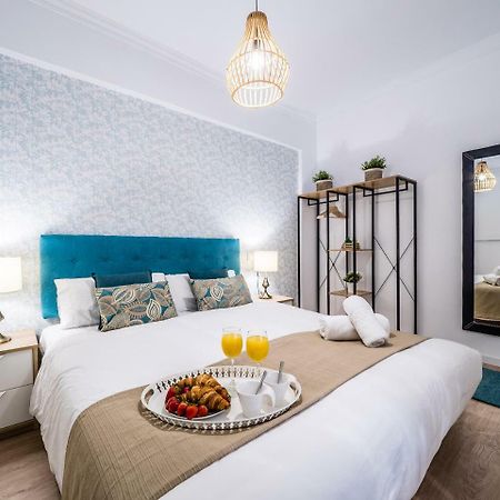 Апартаменты Malaga Urban Center Экстерьер фото